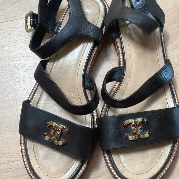 Chanel bead logo sandals authentic 🎀 - Picture 17 of 17